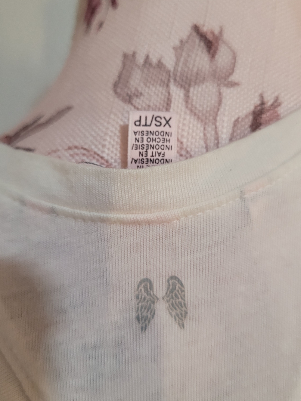 White Graphic Tank Top "I WANT IT ALL"- Women's Casual Racerback/ Sleep TOP - Picture 3 of 4